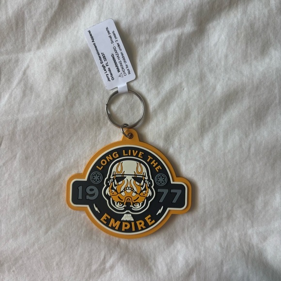 NWT Star Wars Keychain Set - Empire and Vader - Picture 2 of 4